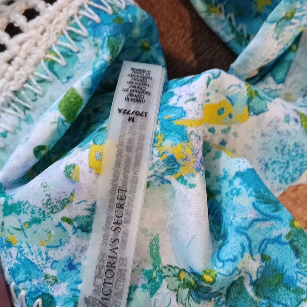 Victoria Secret swim Bikini NWT floral crocet💙💙💙 - Picture 12 of 12